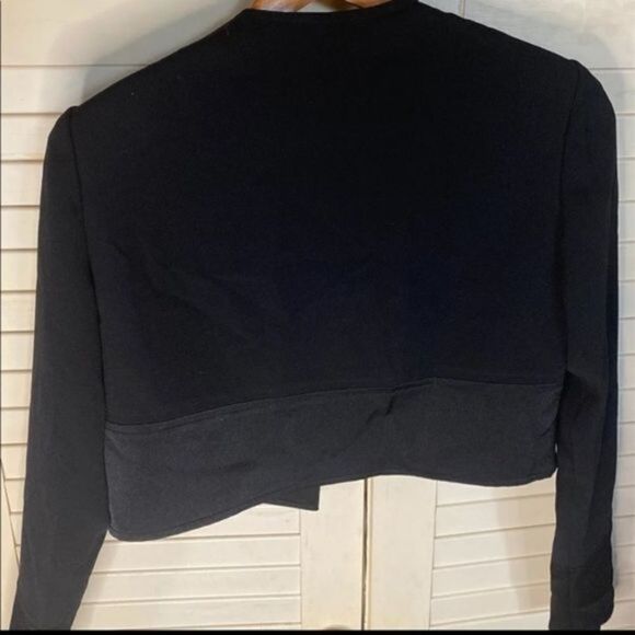 Liz Claiborne Shrug/Crop Jacket - Picture 4 of 4